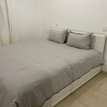 Luxurious Sea View Villa, 3 Bedrooms *
