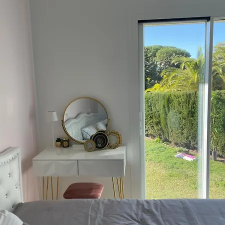 Luxurious Sea View Villa, 3 Bedrooms