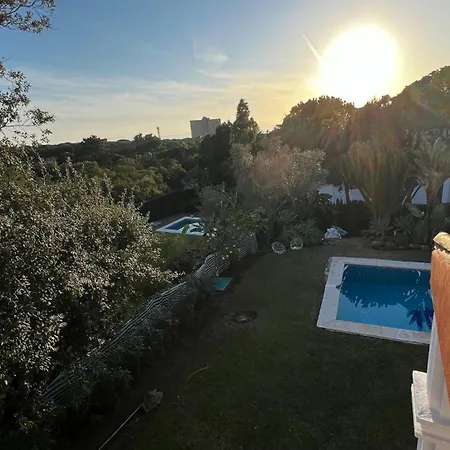 Luxurious Sea View Villa, 3 Bedrooms Marbella