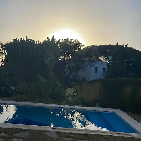 Luxurious Sea View Villa, 3 Bedrooms *